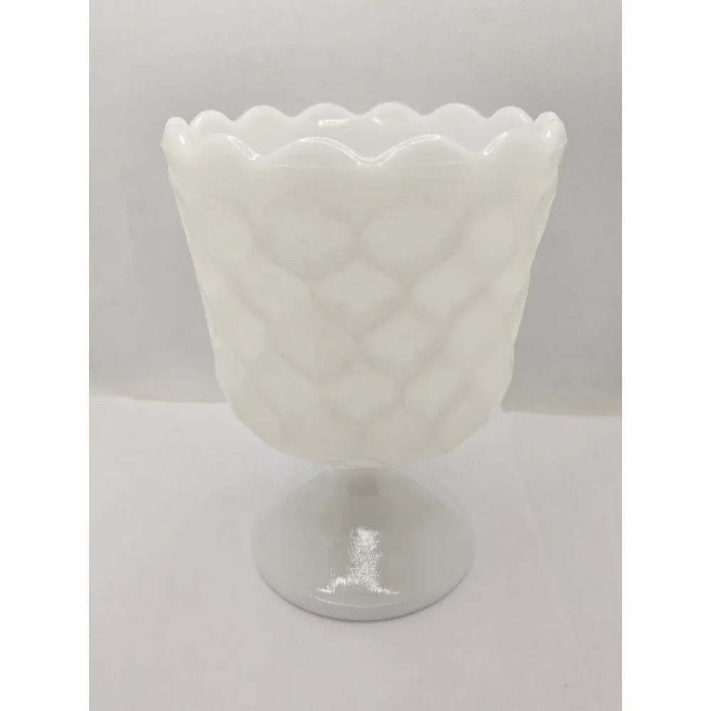 Vtg E O Brody Co Milk Glass Footed VASE #MJ-42 – Honeycomb Pattern, 6” H, USA